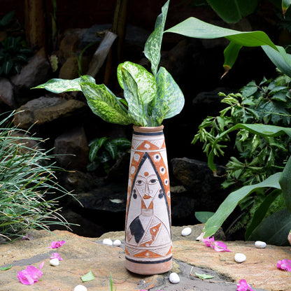  Ethnical Lady Terracotta Pot
