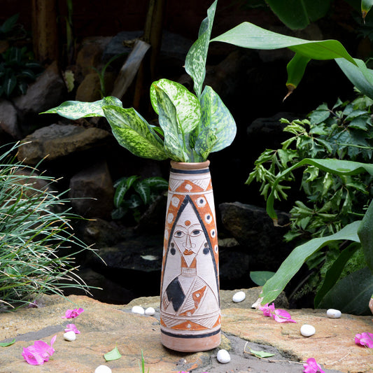  Ethnical Lady Terracotta Pot