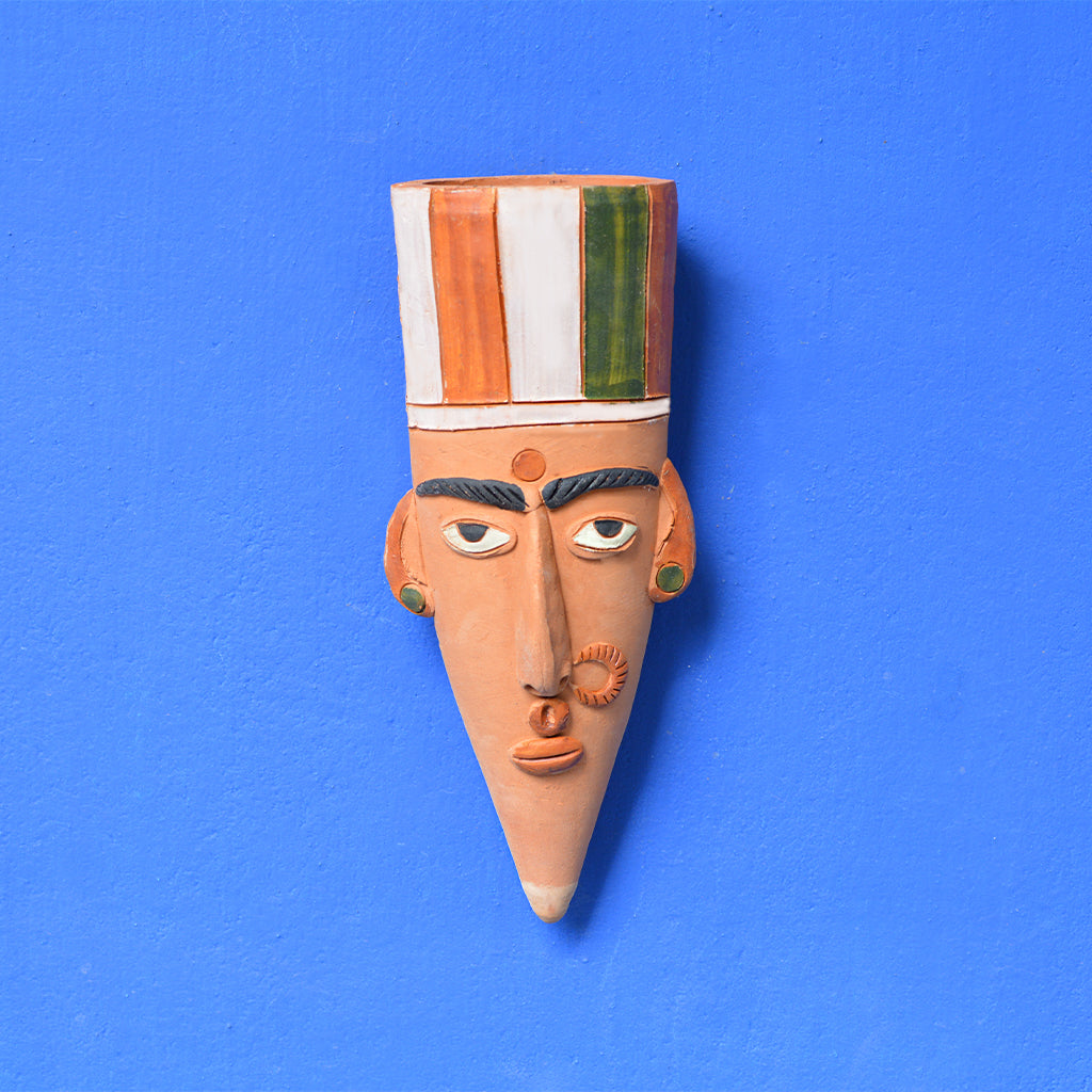  Hanging Townsfolk Terracotta Pot