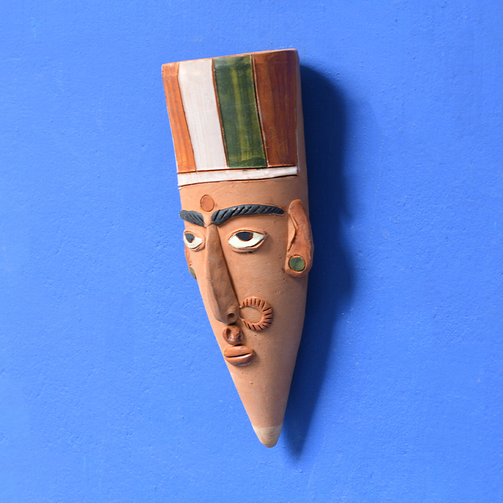  Hanging Townsfolk Terracotta Pot