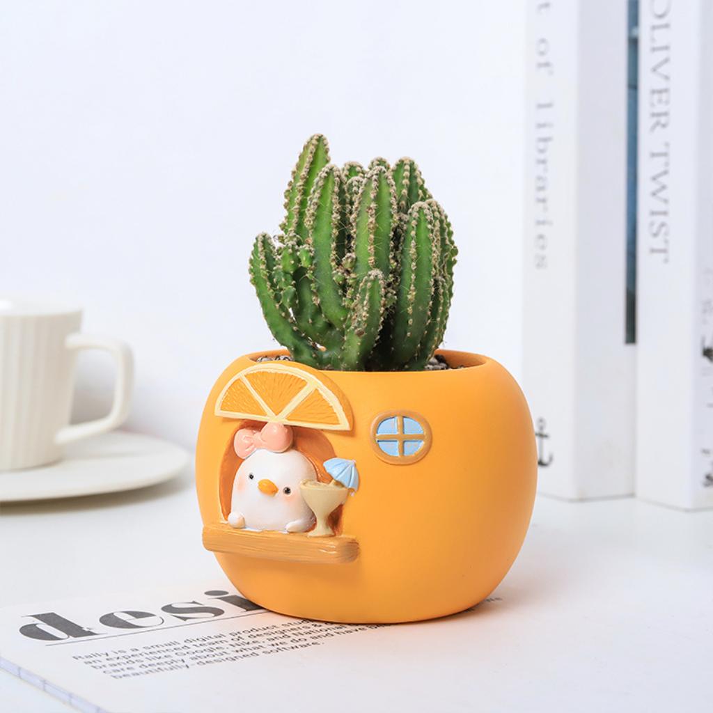  Cute Hen In Pumpkin Resin Succulent Pot