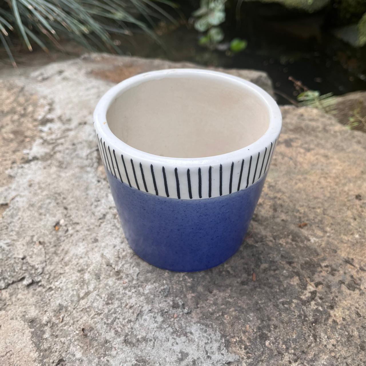  Coastal Edge Ceramic Pot