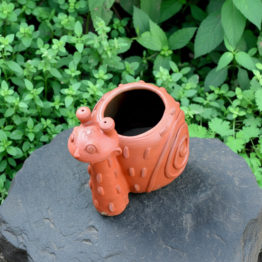  Terracotta Snail Brown Planter